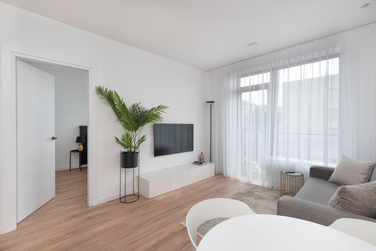 Brand New And Modern 1Bdr Apartment VNO Buitenkant foto